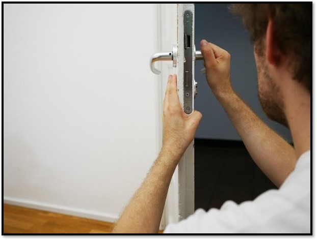 Door repair and installation Near Me